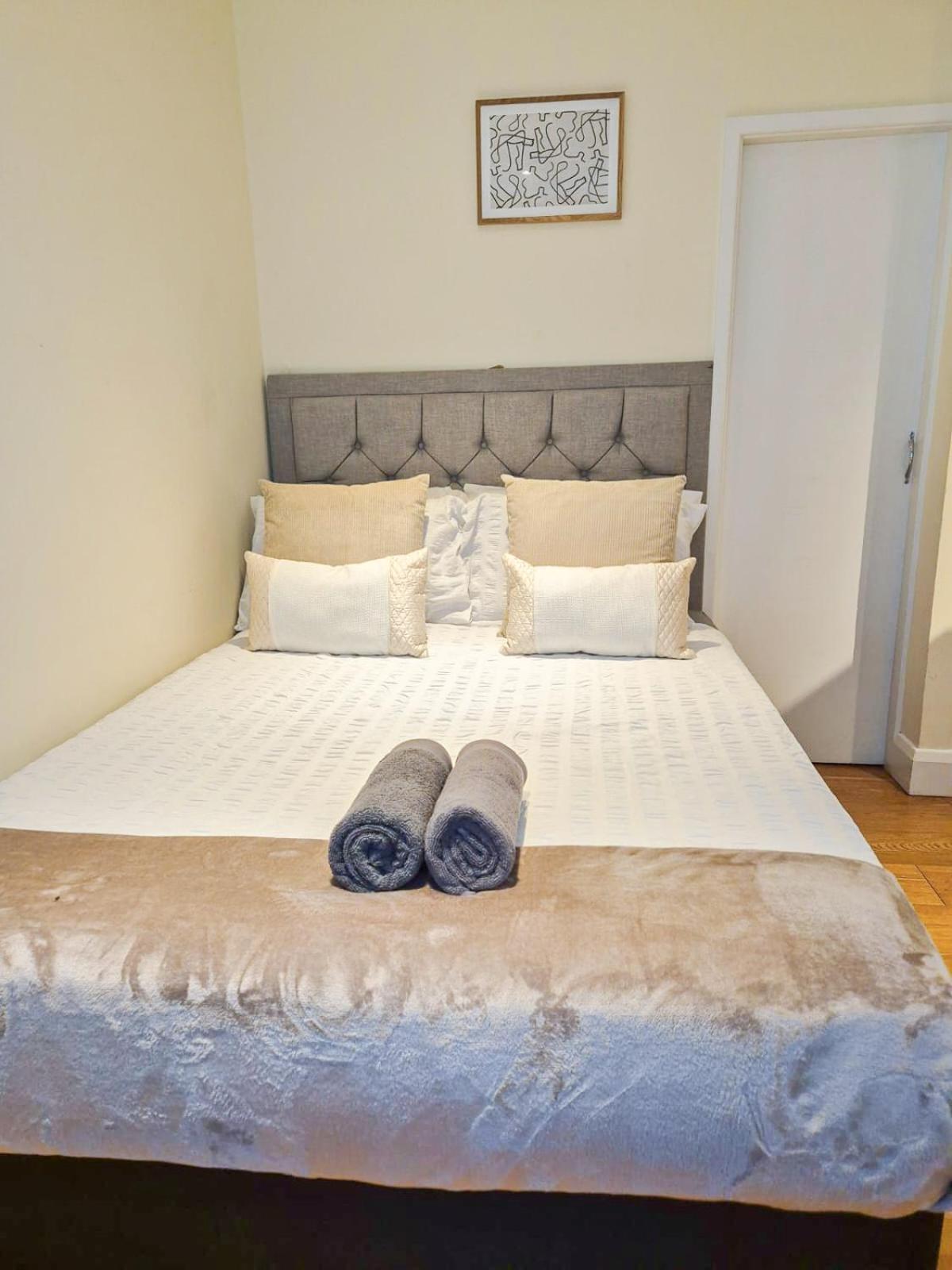 Appartamento Refined 2 Bedroom Flat Few Steps From The Oval